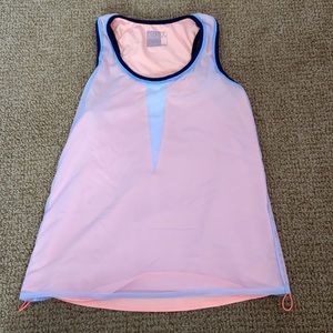 Tennis tank
